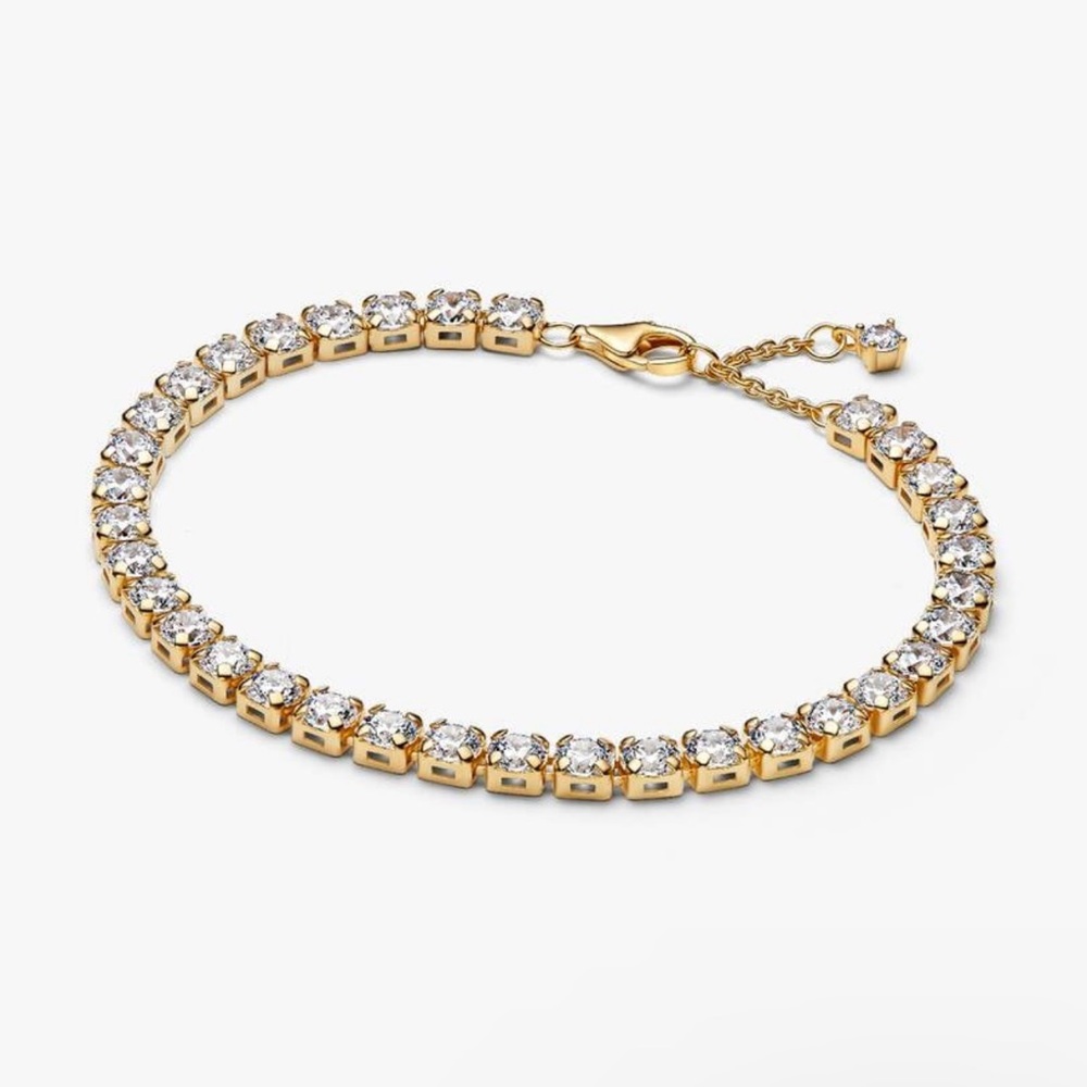 Elegant Gold Tennis Bracelet Sparkling Bold Tennis Bracelet
14k gold plating